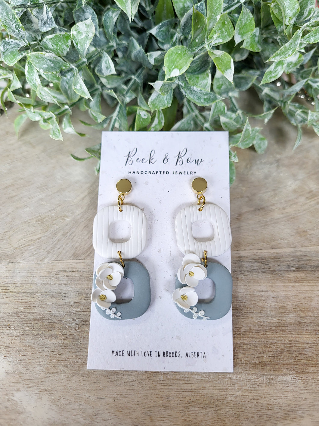 Elegant Floral Dangle